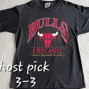 Lee Black and Red Bulls Graphic Tee